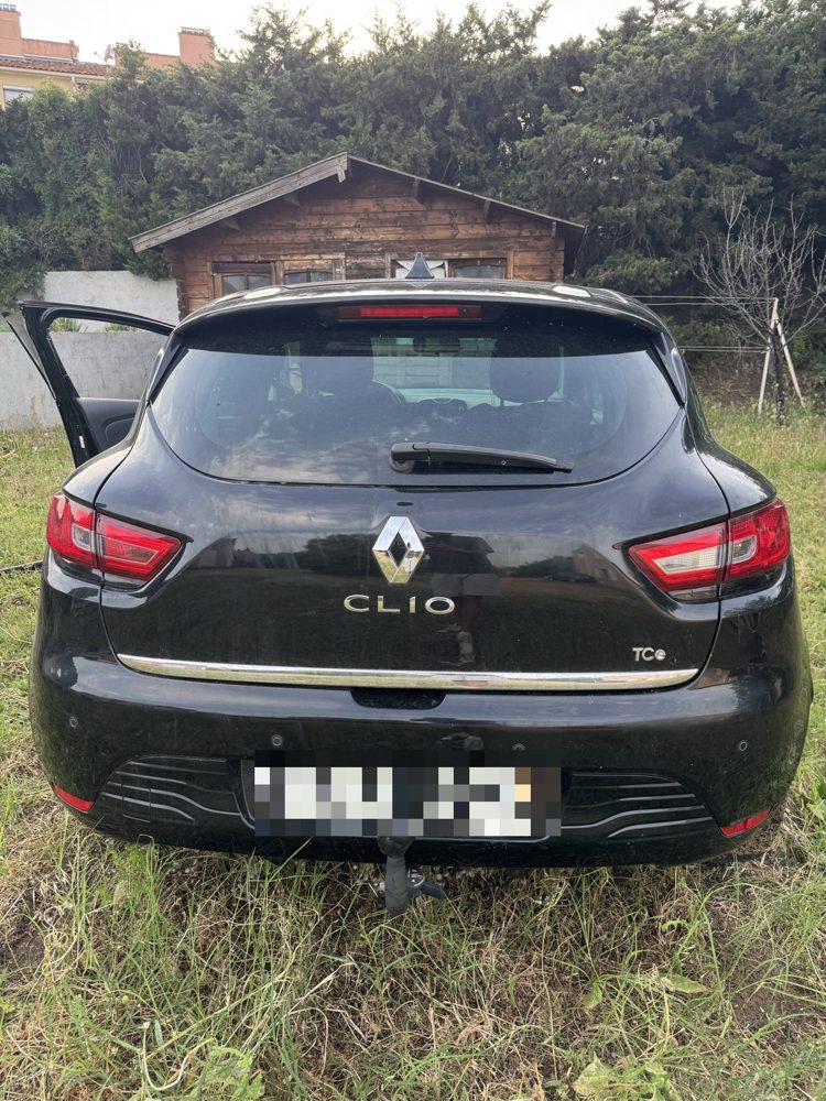 Renault Clio 4 Limited rachetée en l'état