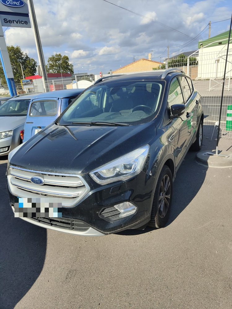 Ford Kuga 2018 première main racheté à Perpignan
